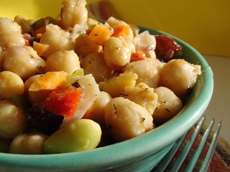 Lemon chickpea salad