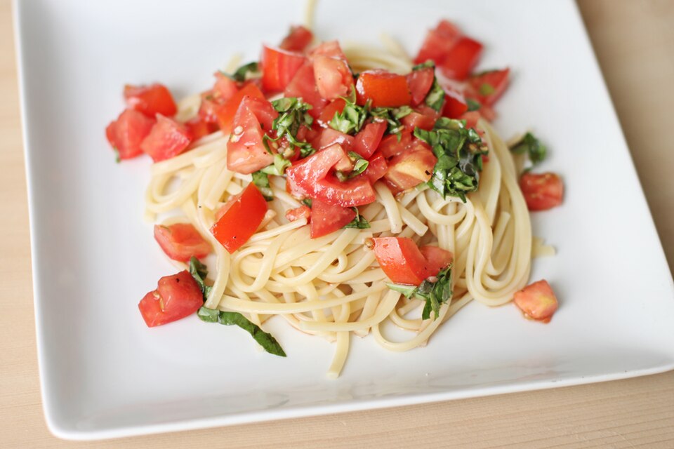 Tomato basil pasta